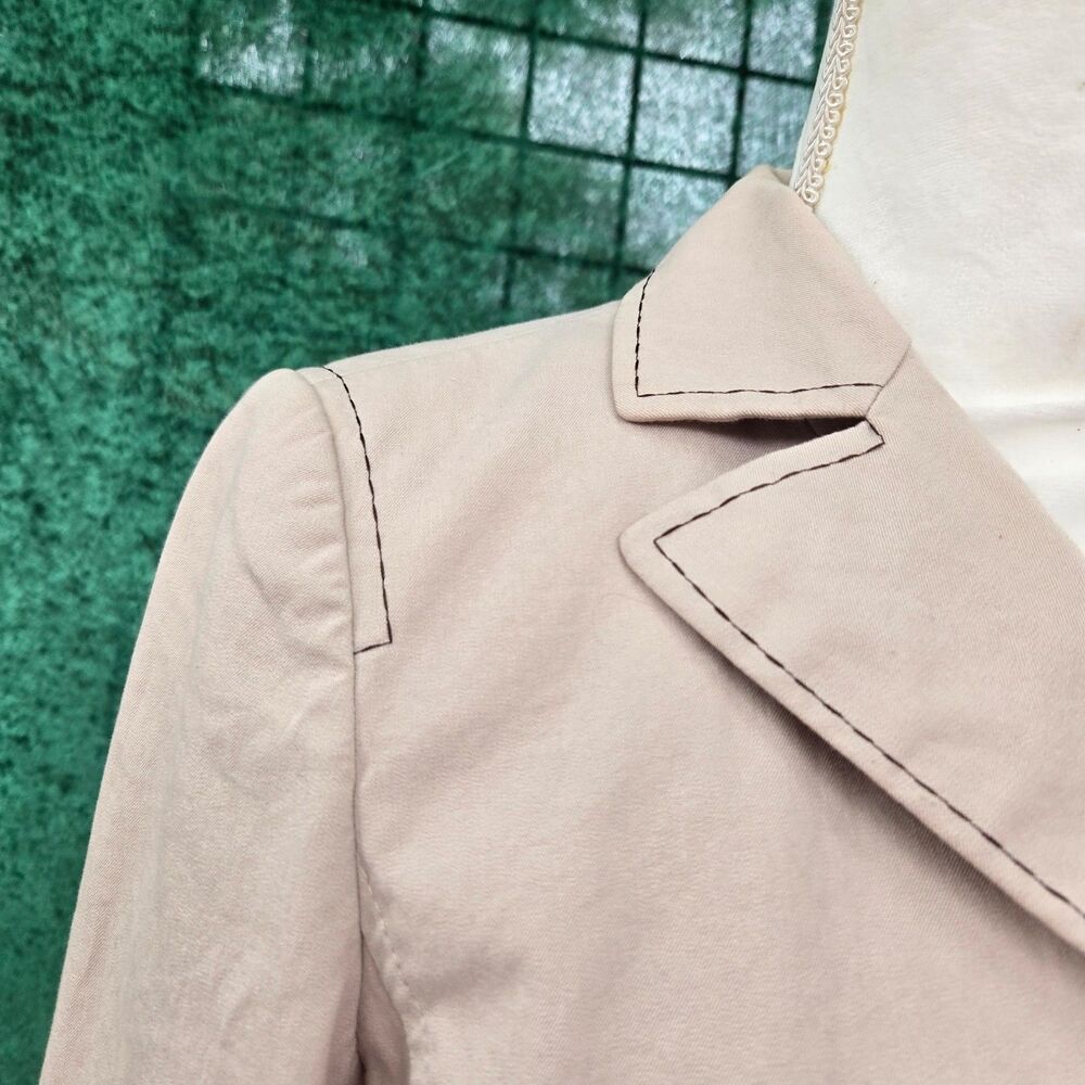 Blazer - Picture 5 of 10